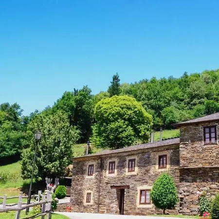 Rurales Casa Riveras * سانتا إيولاليا دي أوسكوس