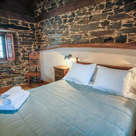 Rurales Casa Riveras شقة سانتا إيولاليا دي أوسكوس